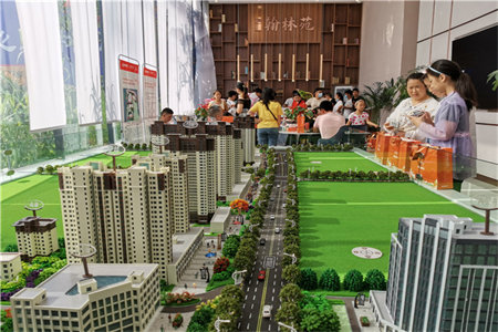 城东山水岸中学附近精装送储藏室可分期